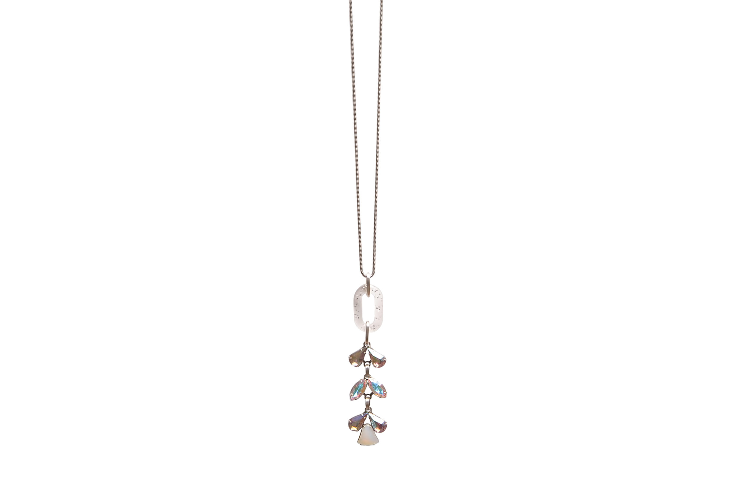 CHLOE PENDANT IN SILVER